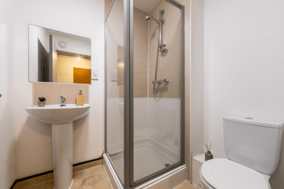 Bronze Non Ensuite | 3 Bed Apartment Image